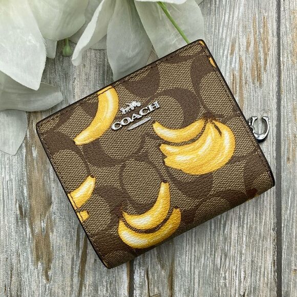 COACH Limited Edition Snap Wallet Signature Canvas With Banana Print Purse Bag - Picture 1 of 11